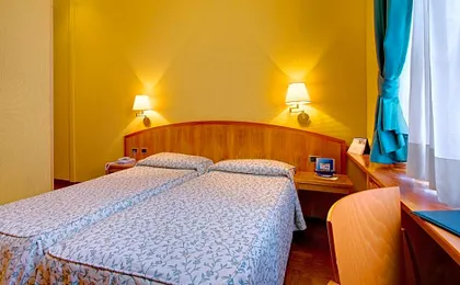 Corot Hotel