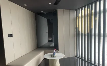 Yixi Gengetsu Hotel (Chengdu High-tech Financial City Subway Station)