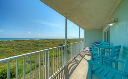 Gulf Views + Pools, Tennis, Pickleball & Beach Access Awesome Beachfront by Avantstay