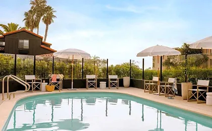 Woods Cove Inn