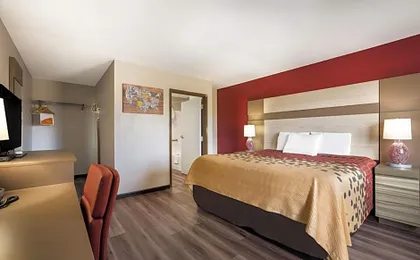 Econo Lodge Inn & Suites Canandaigua - Fingers Lake Area