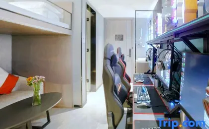 Shanggu E-sports Hotel (Longhua Qinghu Subway Station)