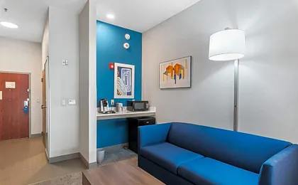 Holiday Inn Express & Suites Maumelle By IHG