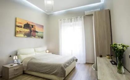 Parthenope Suite Rooms Vomero Vanvitelli a 2 min quartieri spagno via Toledo