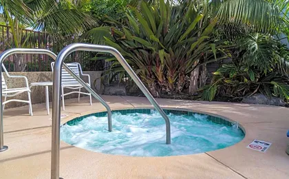 Wave Crest Resort