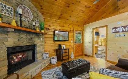 Location Log Cabin Hot Tub Fireplace Pool Fishing