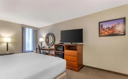Drury Inn & Suites Airport Atlanta