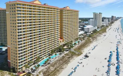 Calypso 2-2207 West