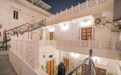 Amoraya — A Lake View Heritage Haveli (Old City Udaipur)