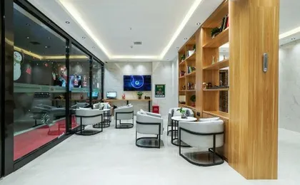 Gt Alliance Hotel(Shanghai University Fengxiangl Road Metro Station)