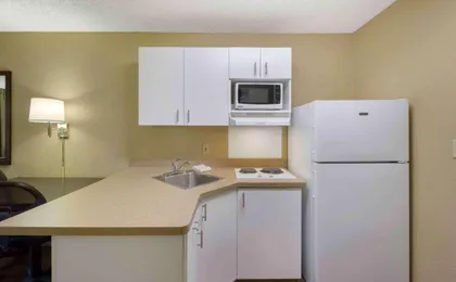 Studio 6 Suites Seattle Kent Wa
