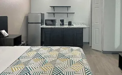 Studio 6 Irving, TX - DFW North