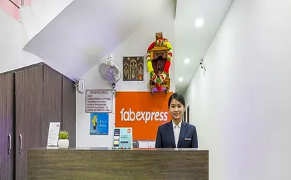 FabHotel Diamond Residency, Airport Road
