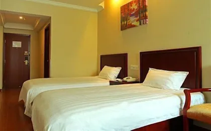 Greentree Inn Chongqing Yuzhong Jiefangbei Xinming Street Express Hote