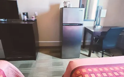 Days Inn & Suites Cotulla