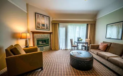 Pine Ridge Inn