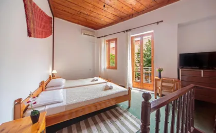 Kasteli Suites