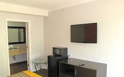 LYFE INN & SUITES by AGA - LAX Airport