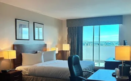 Lic Manhattan View Hotel