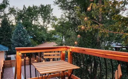Treetop Apt Cafe Olympic Center & Dwntwn