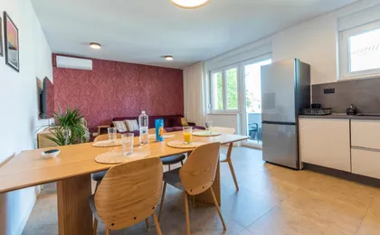 Split Luxury Suite 2