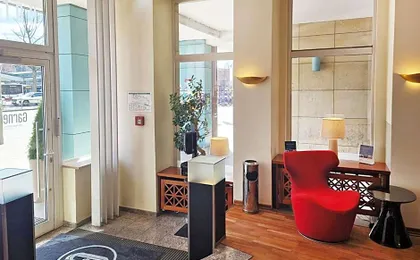 Garner Hamburg Wandsbek Marktplatz By IHG