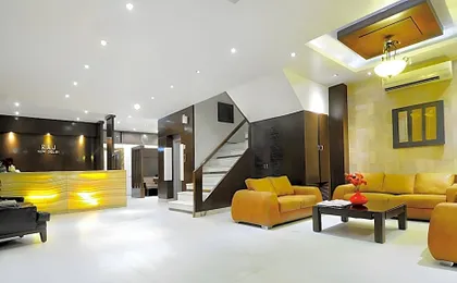 Hotel Raj