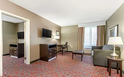Comfort Inn & Suites North Charleston - Northwoods