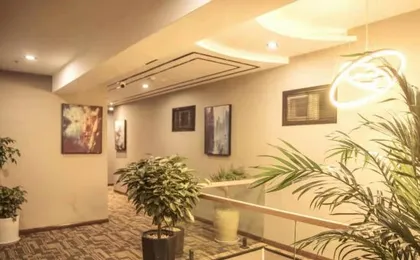 Zhigang Hotel (Daping Metro Station Branch)