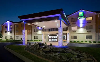 Holiday Inn Express Louisville Northeast By IHG