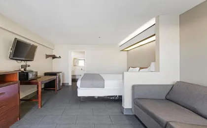 Budget Inn And Suites