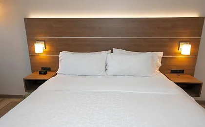 Holiday Inn Express Hotel & Suites Iron Mountain By IHG