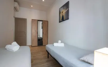 "Le Zen" by EnjoyNice, central spacious apartment with Airco, beach at 10 min
