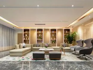 Lavande Hotel Wuhan Optics Valley Future Technology City