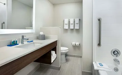 Holiday Inn Express Hotel & Suites Irving DFW Airport North By IHG