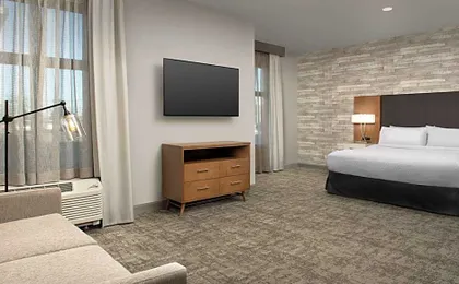Homewood Suites by Hilton Louisville Airport