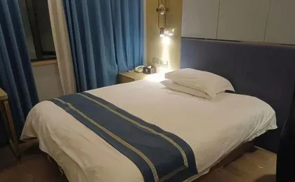 Jitai Fashion Hotel (Shanghai Yingaoxi Road)