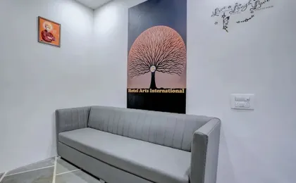 Hotel Arts International