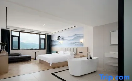Chenfeng Yijing Smart Hotel (Lijiang Gucheng Beimenpo)