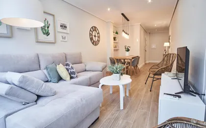 Arjona Riverside Central Deluxe by Valcambre