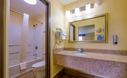 Motel6 Forsyth, GA – Tift College