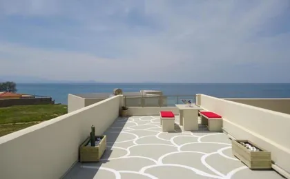 3 Bedrooms Apartment with Sea View And Swimming Pool