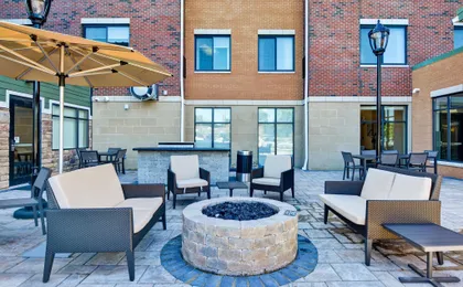 Residence Inn By Marriott Cleveland Airport/Middle