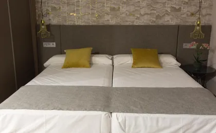 Ona Marbella Inn