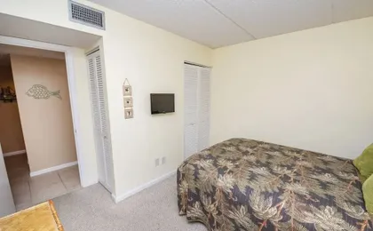 Lovely Oceanside Home W/outdoor Shower/free Wifi/shared Pool/hot Tub/tennis/ac