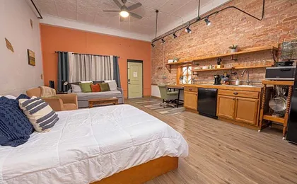 Hartwell Suites