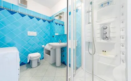UR-Nest Saffi