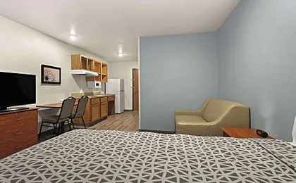 WoodSpring Suites Macon West I-475