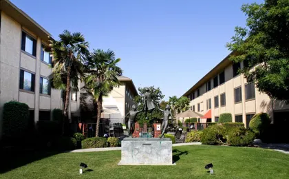 University Square Hotel