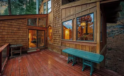 Cozy Donner Lake Cabin w/ Kayaks, Forest Views, Fireplace & Quick Ski Resort Access Donner Lake Refuge by Avantstay